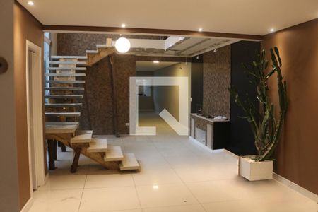 Sala de casa à venda com 4 quartos, 299m² em Osvaldo Cruz, São Caetano do Sul