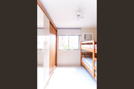 Quarto  de apartamento para alugar com 2 quartos, 59m² em Méier, Rio de Janeiro