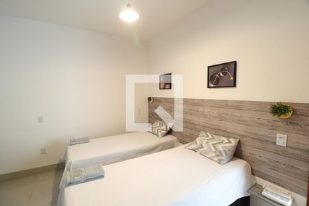 Quarto 1 - Suíte de casa para alugar com 2 quartos, 100m² em Alto Umuarama, Uberlândia