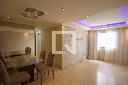 Sala de apartamento para alugar com 2 quartos, 71m² em Vila Fatima, São Paulo