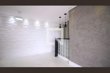Sala de apartamento para alugar com 2 quartos, 63m² em Vila Graciosa, São Paulo