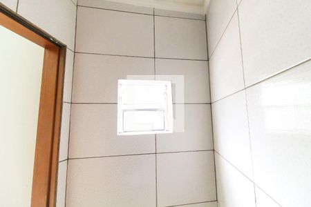 Banheiro de casa para alugar com 1 quarto, 25m² em Vila Carolina, São Paulo