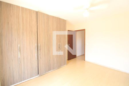 Quarto 1 de casa para alugar com 3 quartos, 280m² em Interlagos, São Paulo