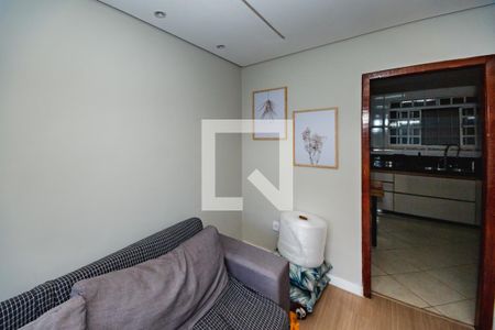 Casa para alugar com 2 quartos, 100m² em Santa Amelia, Belo Horizonte