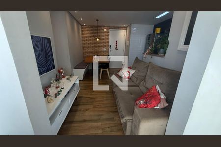 Apartamento à venda com 2 quartos, 47m² em Vila Carmosina, São Paulo