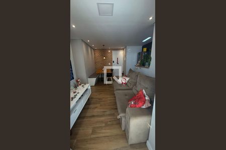 Apartamento à venda com 2 quartos, 47m² em Vila Carmosina, São Paulo