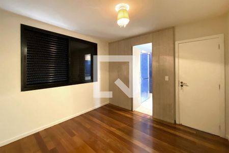 Suite 1 de apartamento para alugar com 3 quartos, 110m² em Funcionários, Belo Horizonte