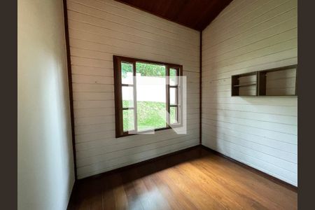 Casa de Condomínio para alugar com 3 quartos, 290m² em Chácara Moinho Velho, Cotia