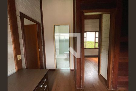 Casa de Condomínio para alugar com 3 quartos, 290m² em Chácara Moinho Velho, Cotia