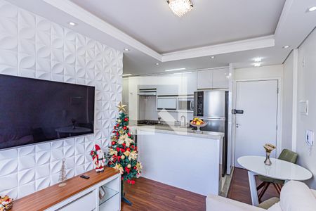 Sala, cozinha e área de serviço de apartamento para alugar com 2 quartos, 41m² em Vila Siqueira (zona Norte), São Paulo