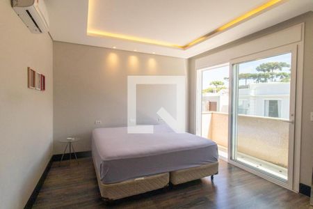 Quarto 1 Suite 1 de casa de condomínio à venda com 3 quartos, 301m² em Pilarzinho, Curitiba