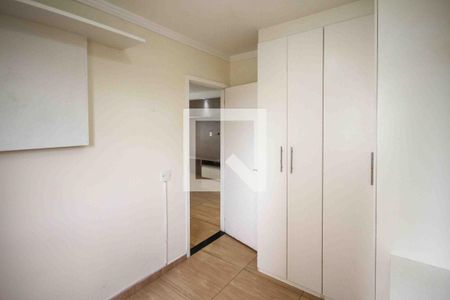 Quarto de apartamento para alugar com 2 quartos, 45m² em Quinta da Paineira, São Paulo