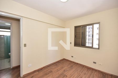 Quarto 1 de apartamento para alugar com 2 quartos, 78m² em Chácara Agrindus, Taboão da Serra