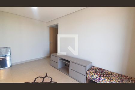 Sala de apartamento para alugar com 2 quartos, 56m² em Aclimação, Uberlândia