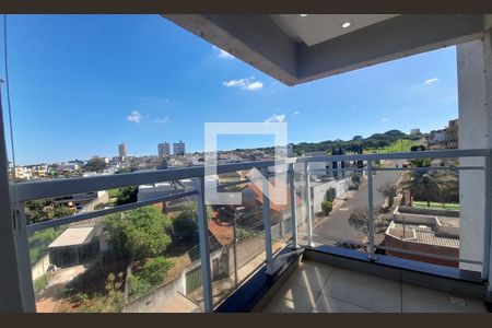 Sacada de apartamento para alugar com 2 quartos, 56m² em Aclimação, Uberlândia