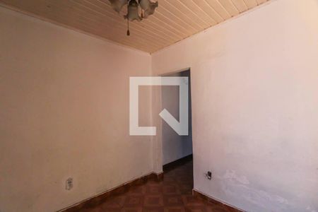 Casa para alugar com 4 quartos, 135m² em Parque Sao Rafael, São Paulo