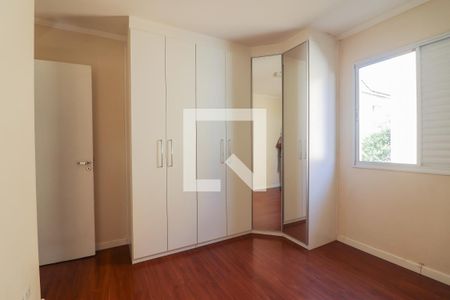 Quarto 1 de casa de condomínio para alugar com 2 quartos, 73m² em Jardim Joao XXIII, São Paulo