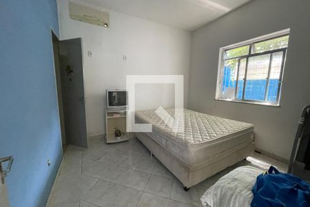 Quarto de casa para alugar com 2 quartos, 300m² em Vila Amelia, Duque de Caxias