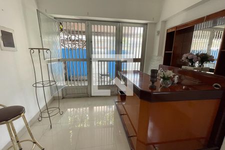 Sala de casa para alugar com 4 quartos, 300m² em Vila Amelia, Duque de Caxias