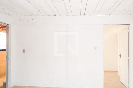 Sala de casa para alugar com 1 quarto, 29m² em Coréia, Mesquita