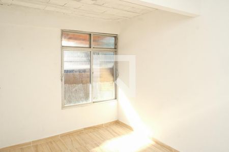 Quarto de casa para alugar com 1 quarto, 29m² em Coréia, Mesquita