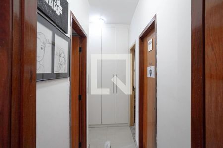 Corredor de apartamento à venda com 3 quartos, 100m² em Castelo, Belo Horizonte