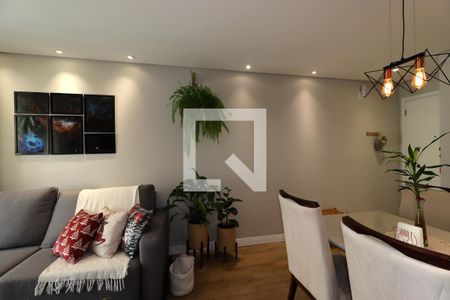 Sala de apartamento à venda com 2 quartos, 57m² em Parque das Nações, Santo André