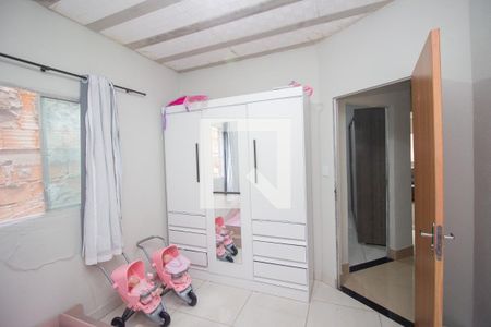 Quarto 2 de casa à venda com 3 quartos, 210m² em Estâncias Imperiais, Contagem