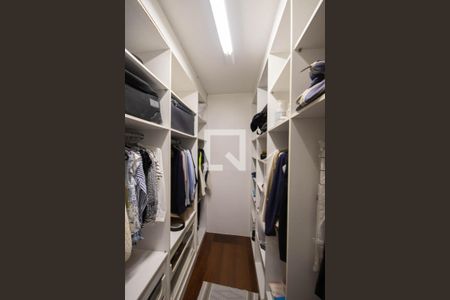 Closet de casa para alugar com 4 quartos, 384m² em Tremembé, São Paulo