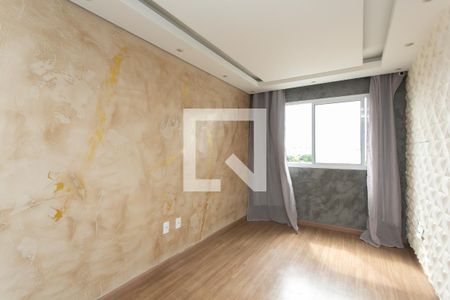 Sala de apartamento para alugar com 2 quartos, 50m² em Conjunto Residencial José Bonifácio, São Paulo