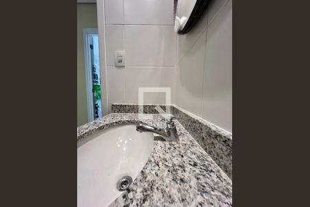 Banheiro de apartamento para alugar com 3 quartos, 130m² em Fazenda Santa Cândida, Campinas