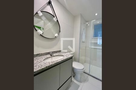 Banheiro de apartamento para alugar com 3 quartos, 130m² em Fazenda Santa Cândida, Campinas