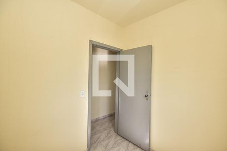 Quarto 1 de casa para alugar com 2 quartos, 80m² em Vila Pirajussara, São Paulo