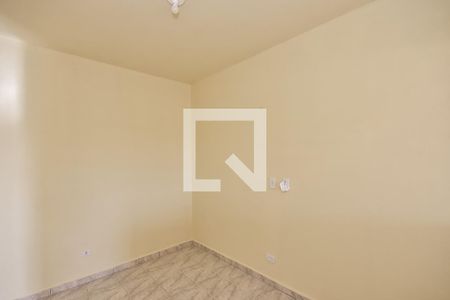 Sala de casa para alugar com 2 quartos, 80m² em Vila Pirajussara, São Paulo