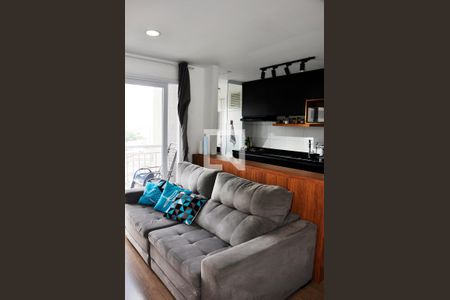 Detalhe - Sala e Sala de Jantar de apartamento à venda com 2 quartos, 43m² em Limão, São Paulo