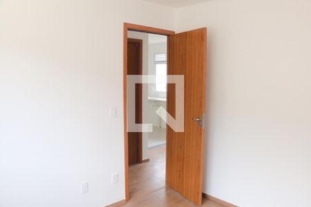 quarto de apartamento para alugar com 2 quartos, 40m² em Jardim Alvorada, Nova Iguaçu