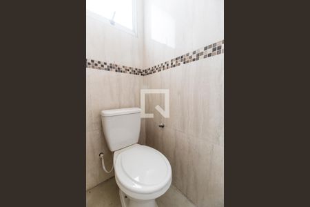 Banheiro de casa para alugar com 1 quarto, 70m² em Jardim Silveira, Barueri