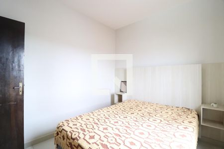 Quarto 1 de apartamento para alugar com 2 quartos, 75m² em Cazeca, Uberlândia