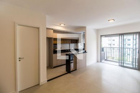 Sala  de casa para alugar com 2 quartos, 123m² em Alphaville Industrial, Barueri