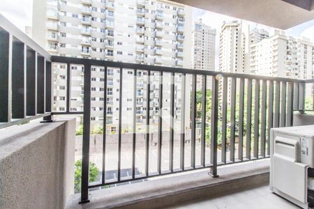 Varanda de casa para alugar com 2 quartos, 123m² em Alphaville Industrial, Barueri