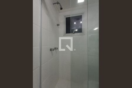 Banheiro 2 de apartamento para alugar com 2 quartos, 58m² em Glória, Porto Alegre