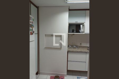 Cozinha de apartamento para alugar com 2 quartos, 58m² em Glória, Porto Alegre
