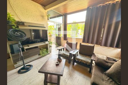 Sala de apartamento para alugar com 2 quartos, 140m² em Canasvieiras, Florianópolis