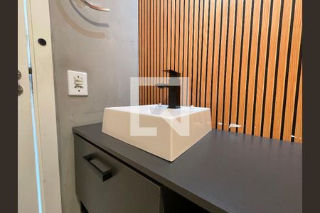 Banheiro de apartamento para alugar com 1 quarto, 45m² em Bairro Nakamura Park, Cotia