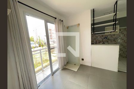 Sala de apartamento para alugar com 1 quarto, 45m² em Bairro Nakamura Park, Cotia