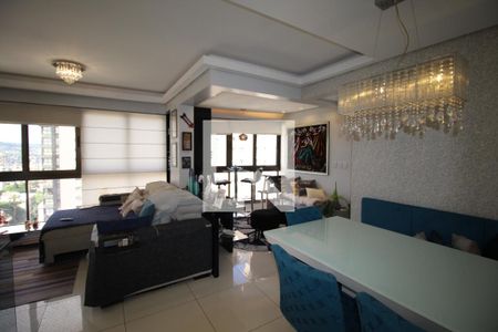 Sala de apartamento à venda com 2 quartos, 82m² em Três Figueiras, Porto Alegre