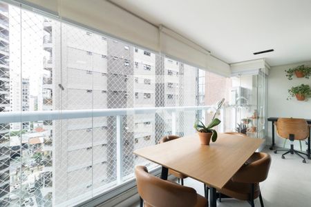 Varanda de apartamento para alugar com 1 quarto, 48m² em Indianópolis, São Paulo