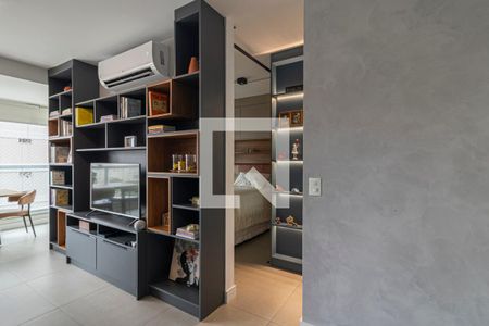 Sala  de apartamento para alugar com 1 quarto, 48m² em Indianópolis, São Paulo