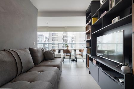 Sala  de apartamento para alugar com 1 quarto, 48m² em Indianópolis, São Paulo