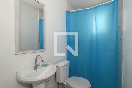 Banheiro da Suíte de apartamento à venda com 3 quartos, 75m² em Sarandi, Porto Alegre